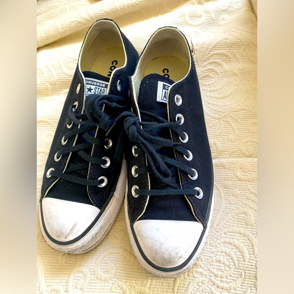 Converse - Picture 1 of 5